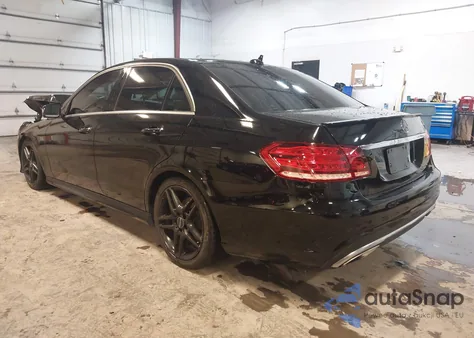 2015 Mercedes-Benz E 350 4Matic из США, поврежденный, VIN WDDHF8JB6FB123191